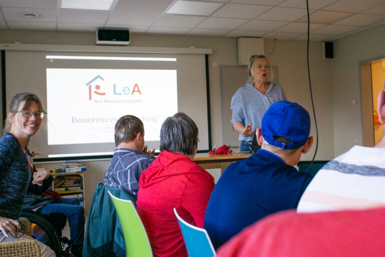 Die Bewohner-Vertreter machen eine Versammlung